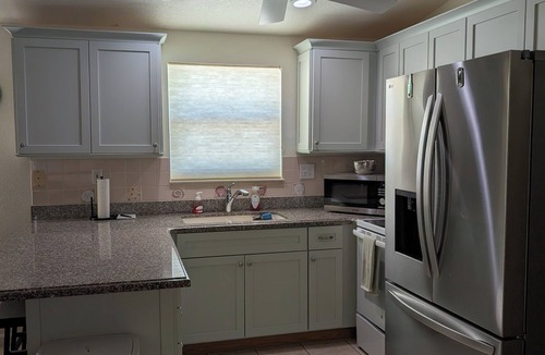 Sands House | The Friendly Pelican 2-BDR 2-BATH on a canal w/AC in Big Pine Key