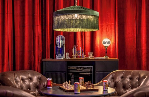 Valley of the Sun House | The Hideout: Speakeasy, Arcade, Sauna & Hot Tub&More: Mountain Cabin at 11,000ft