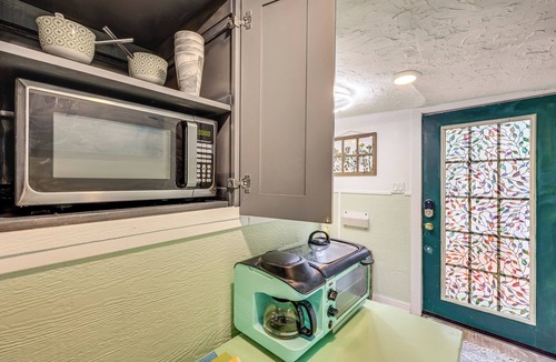 Keystone Heights Apartment | The Humming Bird Suite - Affordable Lakefront Fun