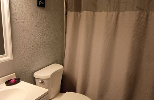 Jacksonville Apartment | THE JAX HIDEOUT DT studio w/shaded patio