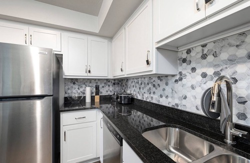 Branson Resort | The Landing Loft! Walk to Downtown, Pools, Fishing, Gym, Scenic Train Station.