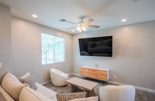 Glendale Apartment | The One 213