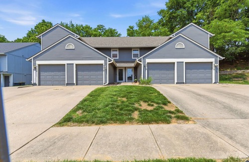 Waldron House | The Park Villa - Proximity Perfection - Best of KC