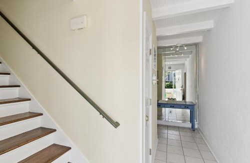 Saint Simons Island House | The Pirate's Mermaid @ East Beach Villa - 202 Olive Way