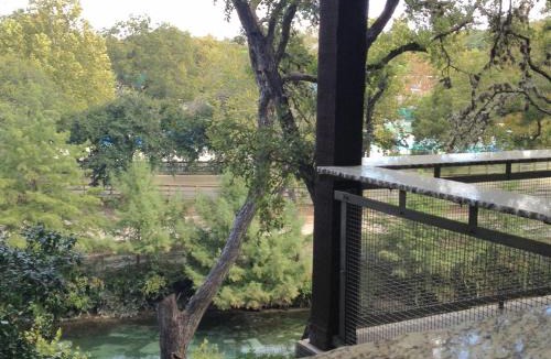 New Braunfels Resort | The Resort at Schlitterbahn