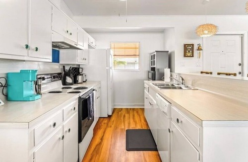 Key Allegro House | The Sail House: Key Allegro Island+ Private Community Pool