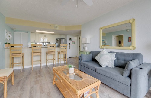 Key West Condo | The Samana Cay | Tropical, Airy Retreat w/Private Balcony, Pool!