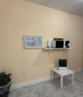 East Little Havana Apartment | The Studio 6 Little Havana Walk to Marlins Stadium