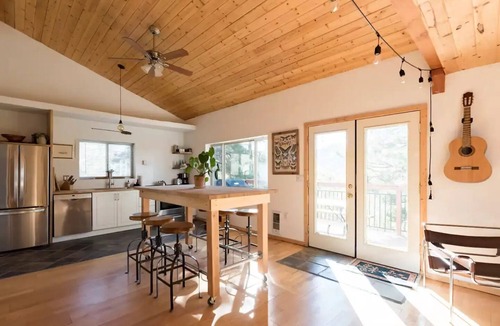Summerhaven Cabin | "The Treehouse" Cozy cabin at Mt. Lemmon with amazing views!