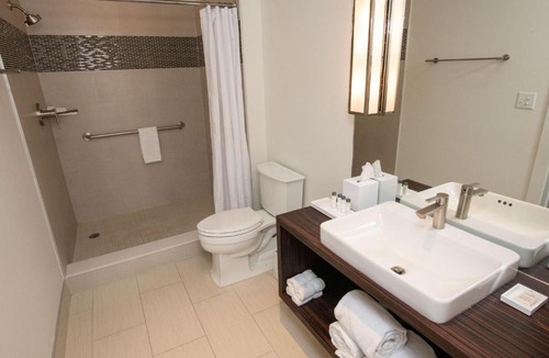 Galveston Hotel | The Tremont House, Galveston, a Tribute Portfolio Hotel