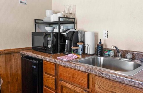 Waco Cabin | The Tui at Nicole Creek Cabins