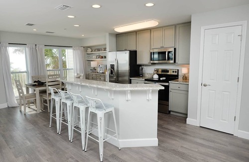 Mexico Beach House | The Tyde at Mexico Beach Beachfront 3BR Pool Sleeps 6