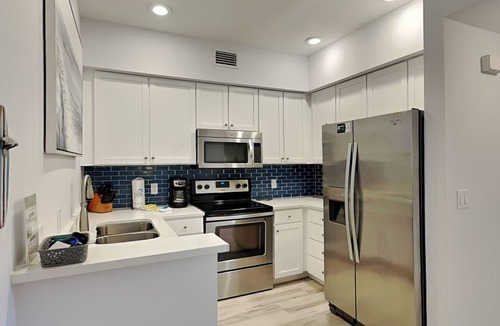 Santa Rosa Beach Condo | The Village #611 | Near Beach + Pool