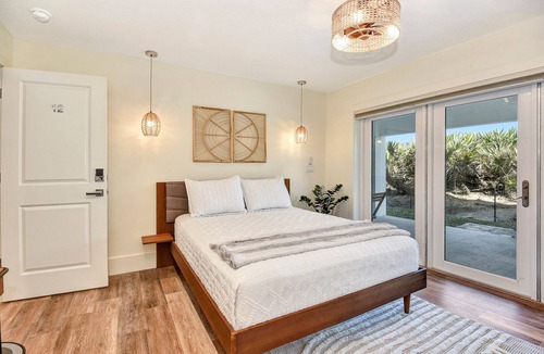 Painters Hill Apartment | The White House Flagler Beach Ocean Views- Unit 12