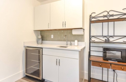 Painters Hill Apartment | The White House On Flagler Beach - Unit 12 1 Bedroom Apts