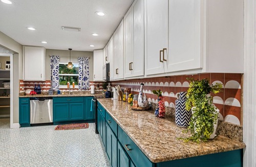 Wekiva Springs House | Themed 6BR Home! Prime Location! Very Spacious! Close to Disney and Universal!