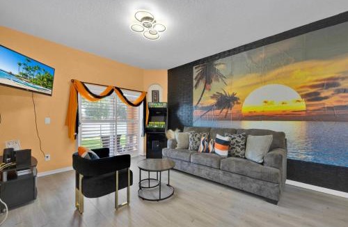 Regal Palms House | Themed Resort Home 15 min drive to Disney