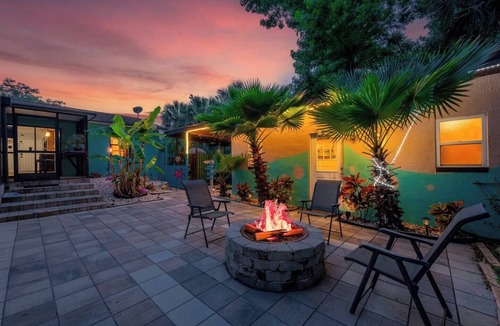 Crystal River House | This house is a 3 bedroom(s), 2 bathrooms, located in Crystal River, FL.
