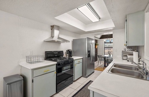 El Paso House | This stylish home is one you don't want to miss out on