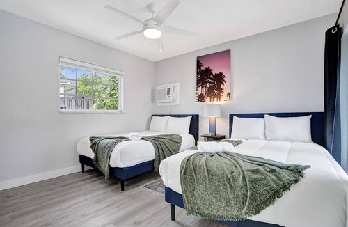 South Corals Villa | This villa is a 4 bedroom(s), 2 bathrooms, located in Oakland Park, FL.