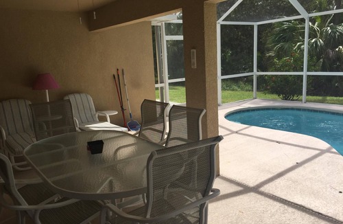 Port Charlotte Villa | Three bedroom villa with pool, in a quiet location,close to Gulf Coast beaches