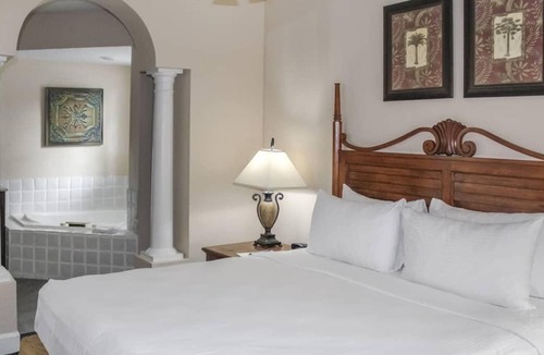 Florida Central Atlantic Coast Resort | Three Great Units, Day Trips to Daytona Beach and or Tampa St. Petersburg!