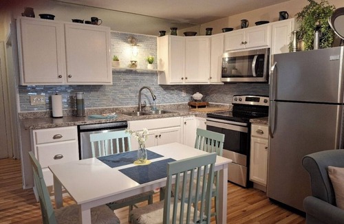 Crystal River Apartment | Three Sisters Cottages
