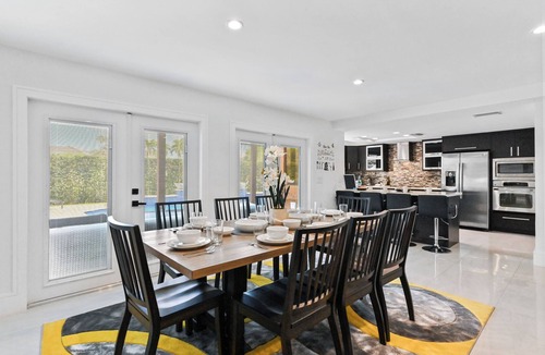 Deerfield Beach House | Tiki Escape: Heated Pool & Luxe King Suite