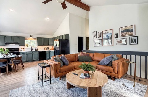 Bailey House | Timberline Perch- Hot Tub, Game Room & Views