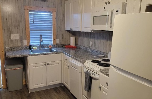 Albertville Apartment | Tiny cabin on 10 acres with pond