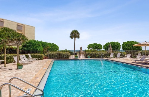 Boca Grande Condo | Top-Floor Gulf-Front at Sea Oats, Fully Updated, Private Beach, Brand New Island