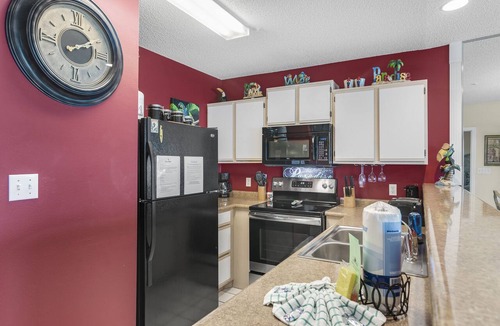 Avalon Beach Estates Condo | Top Floor Gulf View + Pet Friendly Free Daily Beach Service