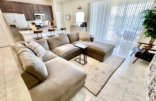 Trafalgar Villa | TOP FLORIDA's Villa Tranquility