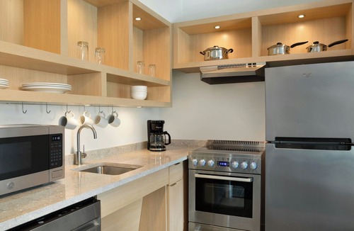 Survey Creek Hotel | TownePlace Suites by Marriott Ft Lauderdale West (Newly Renovated)