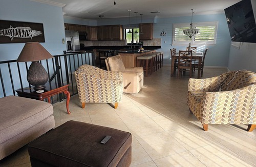 Layton House | Tranquil 3-bedroom 2 bathroom house bay and ocean access with dock and boat lift