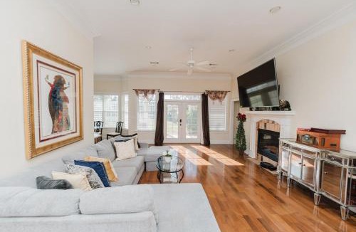 Albany Villa | Tranquil and Luxurious