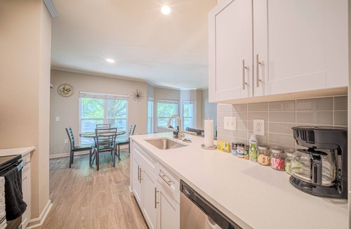North Buckhead Apartment | Tranquil Buckhead Hideaway