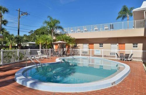 South Venice Hotel | Travelodge by Wyndham Venice