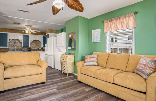 San Luis House | Treasure Island 3BR Close to Beach and Galveston