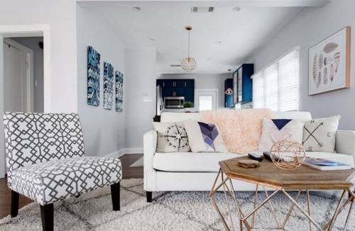 Knox - Henderson House | Trendy, Charming 2-bedroom bungalow in Dallas