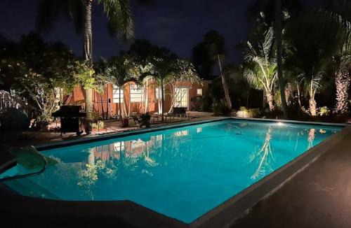 Boynton Beach House | Tropical 7BR Mini-Resort w/Pool - Near Beach