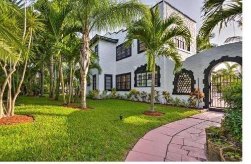 Boynton Beach House | Tropical 7BR Mini-Resort w/Pool - Near Beach