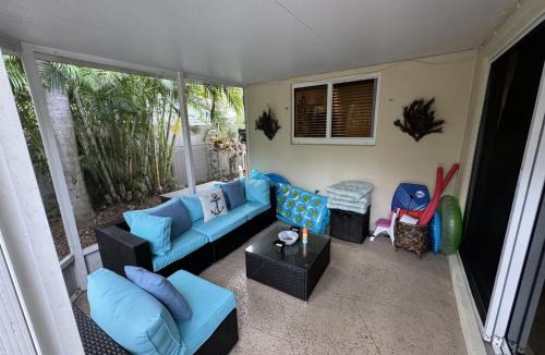 Deerfield Beach House | Tropical Dream Heated Pool House