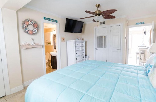 Fort Walton Beach House | Tropical Isle 206