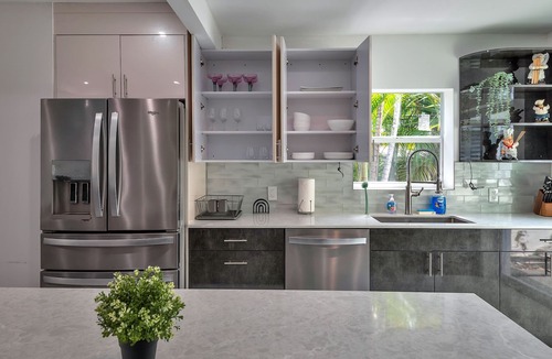 Downtown Hollywood Villa | Tropical Paradise in Hollywood FL