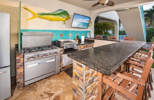 Marathon House | Tropical Waterfront Sombrero Beach House Private Pool, Hot Tub, Boat Dock, Pet