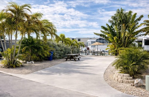 Cutthroat Harbor Estates RV Rental | Tropical Waterfront RV lot in Cudjoe Key perfect for your getaway.