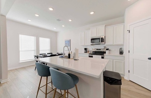 Troy Apartment | Troy Gem Stylish & Central Stay