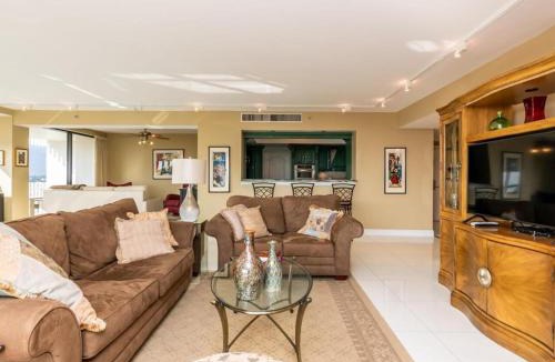 Bal Harbour Apartment | Two Bedroom Corner Condo with Three Private Terraces