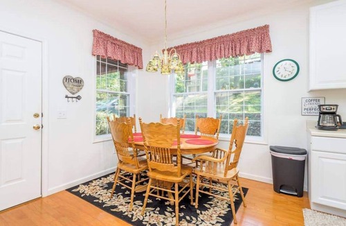 Sapphire Condo | Two-part villa near the slopes with hot tub, pools, golf on-site, & fast WiFi
